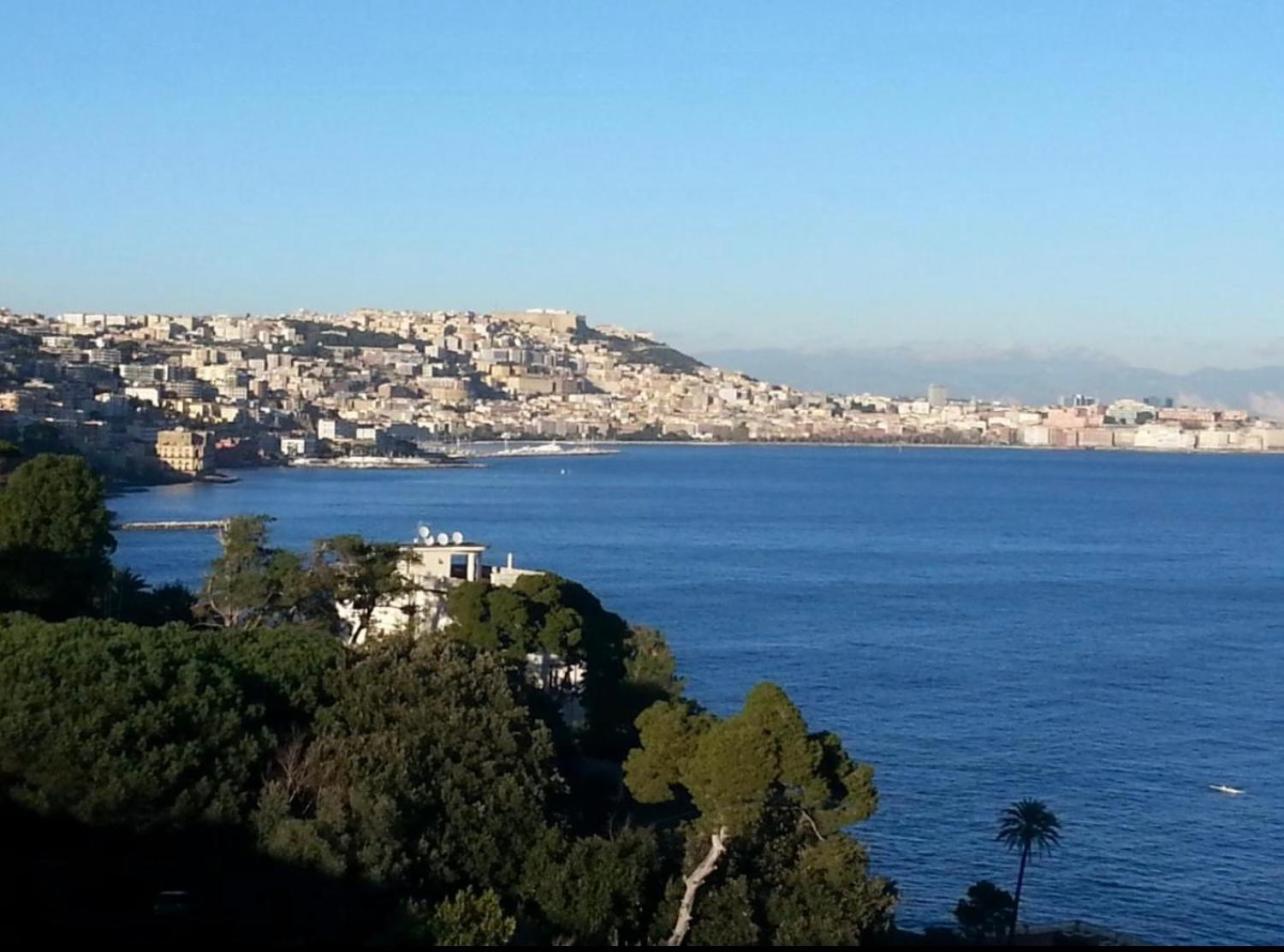 Torre Dell'Incantesimo Napoli Bagian luar foto
