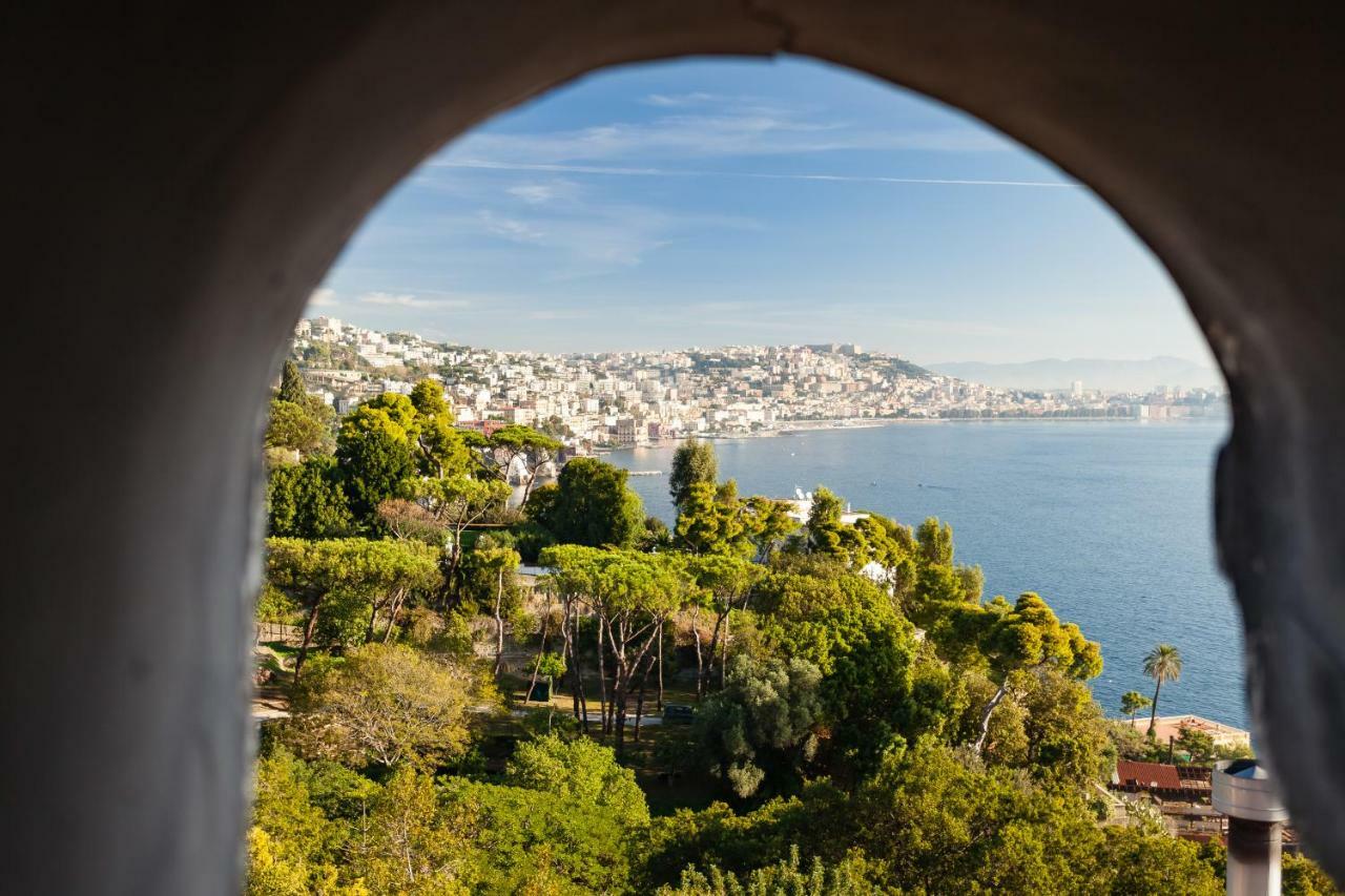 Torre Dell'Incantesimo Napoli Bagian luar foto